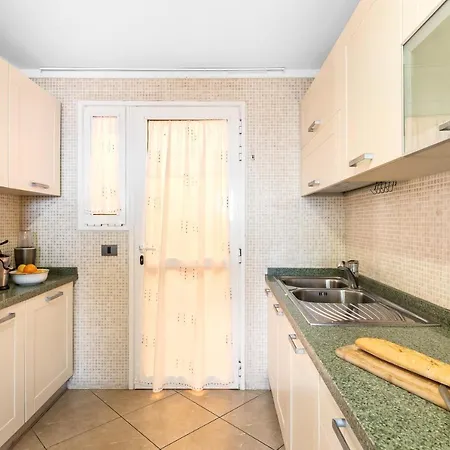 C11 Beautiful Sea View 3 Bedrooms And 2 Terraces